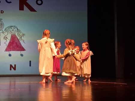 30 let Otroške folklorne skupine Kamenčki; Foto: Občina Sežana